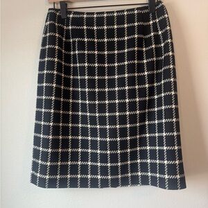 Talbots 8P 100% Wool Classic Black and White Checkered Skirt